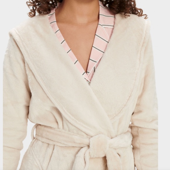 NWOT New UGG Miranda Robe M Soft Luxury Cream Beige Cozy Medium